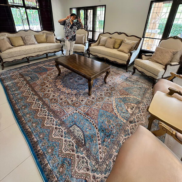 Aqsa Rugs - Image 13